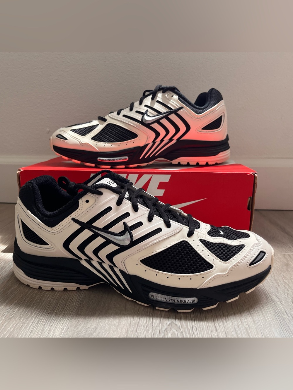 Nike Black and White Performance Running Shoes